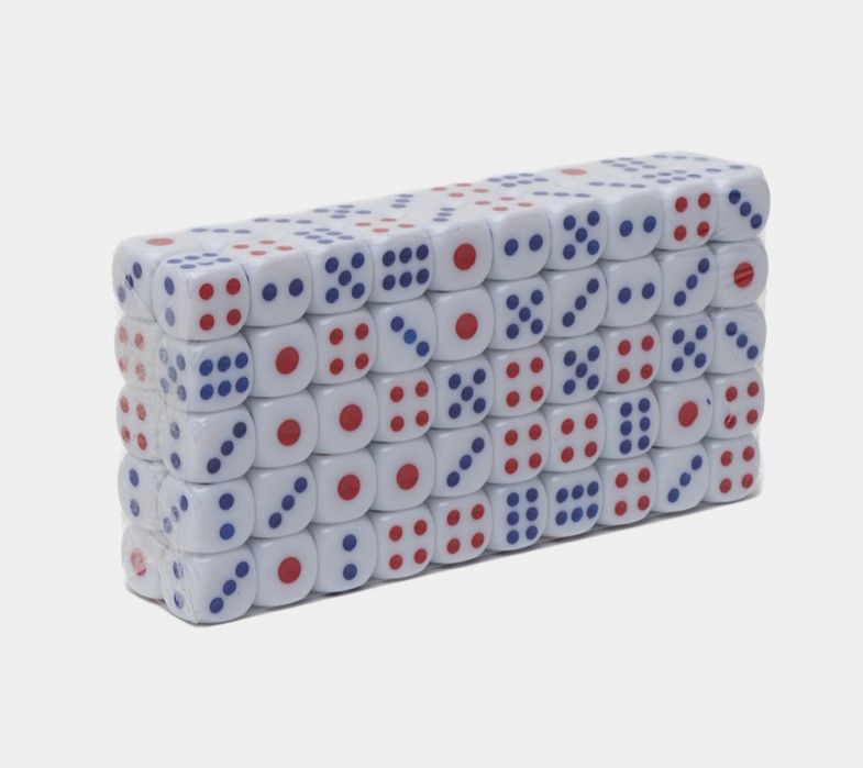 Кубики / зарики игральные для настольных игр комплект 100 штук
