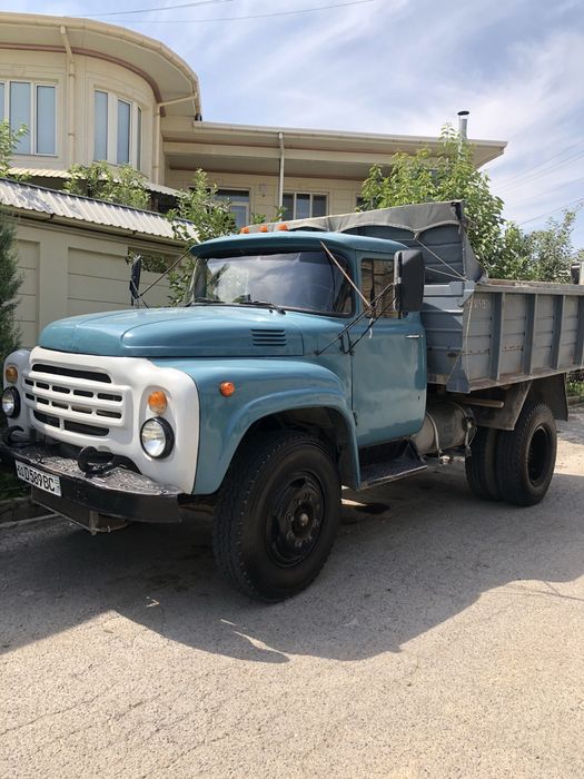 Zil somasvol sotiladi