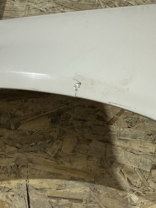 Продам крылья передние на bmw e36