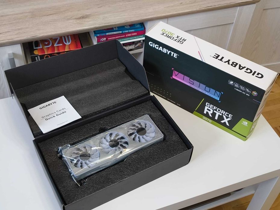Placa video Gigabyte GeForce RTX 3070 VISION OC 8GB - Stare excelenta