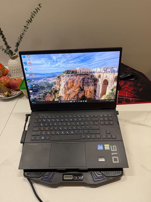 Omen by Hp laptop 16-b00