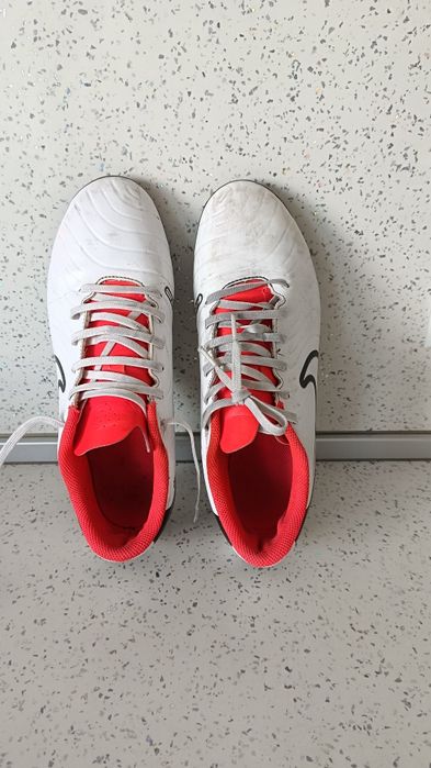 Мъжки бутонки  42.5