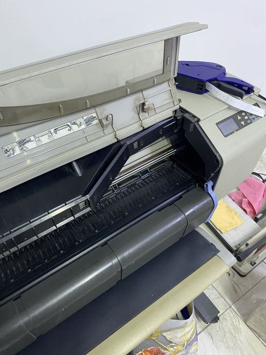 Принтер плотерный HP designjet 500