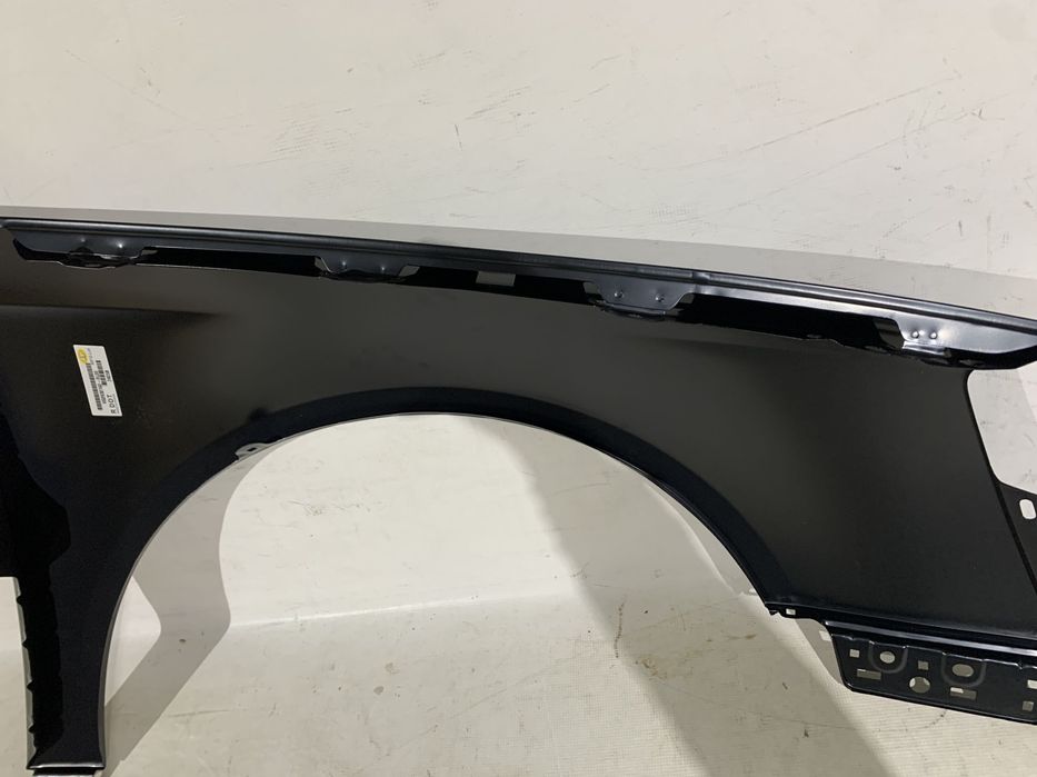 Aripa stanga fata VW Passat B6, 2005, 2006, 2007, 2008, 2009, 2010. IN STOC