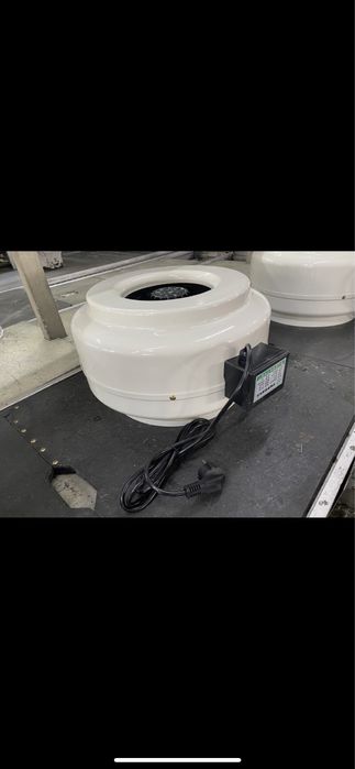 Продается вентиляционный вентилятор канальный220в