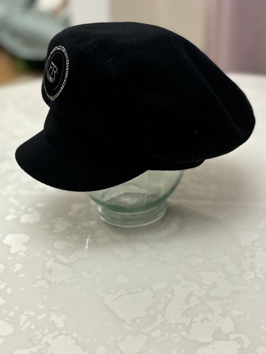 Продается осенняя шапка(кепка)