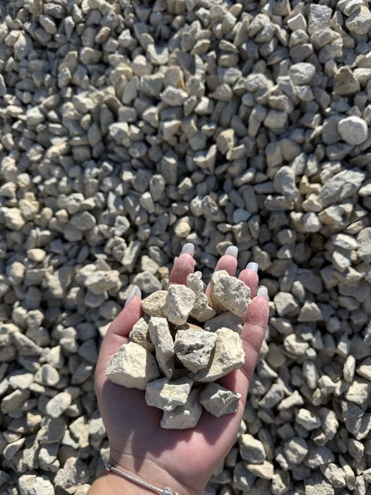 Piatra concasata/ piatra decorativa