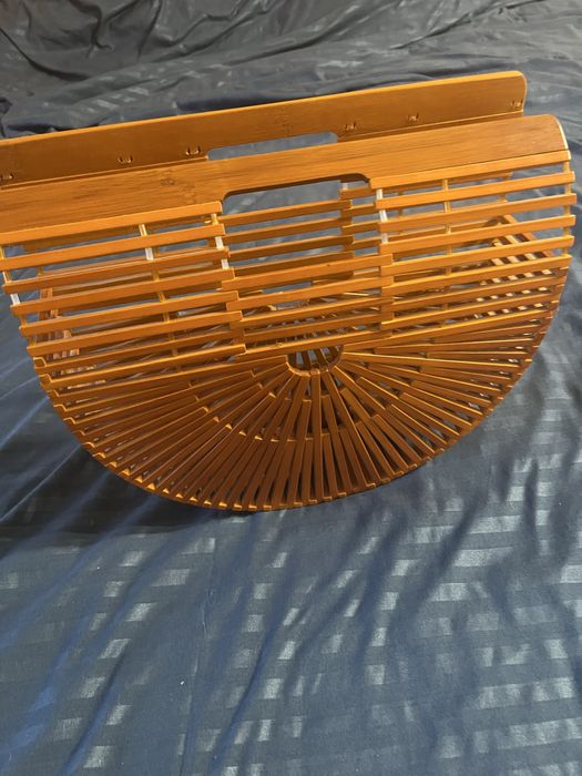 Чанта в оранжав цвят за хлаж и разходка от дървен материал