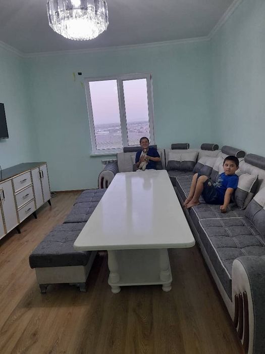 Угалок меьбел сотилади