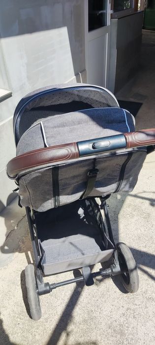 Бебешка количка в перфектно състояние.