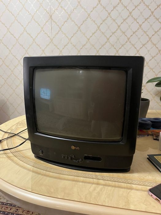 Lg телевизор, б/у