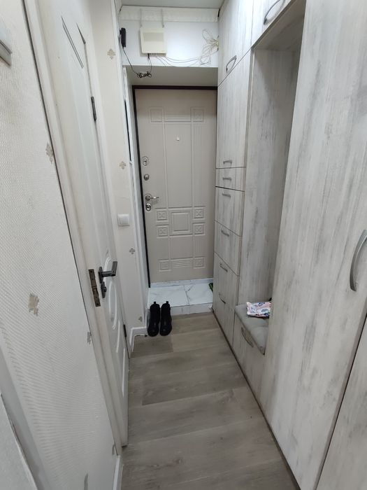 Продается 2-комн (2-30, 4 эт)