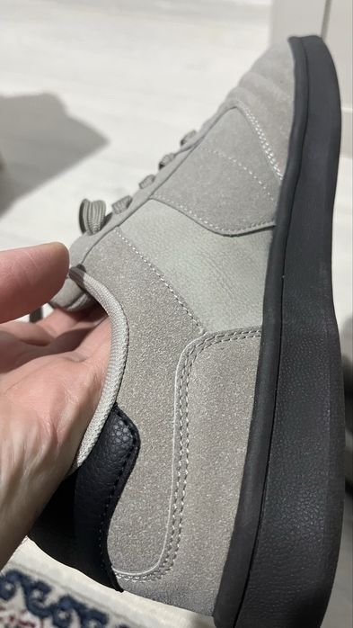 Продаю кеды (Англия)