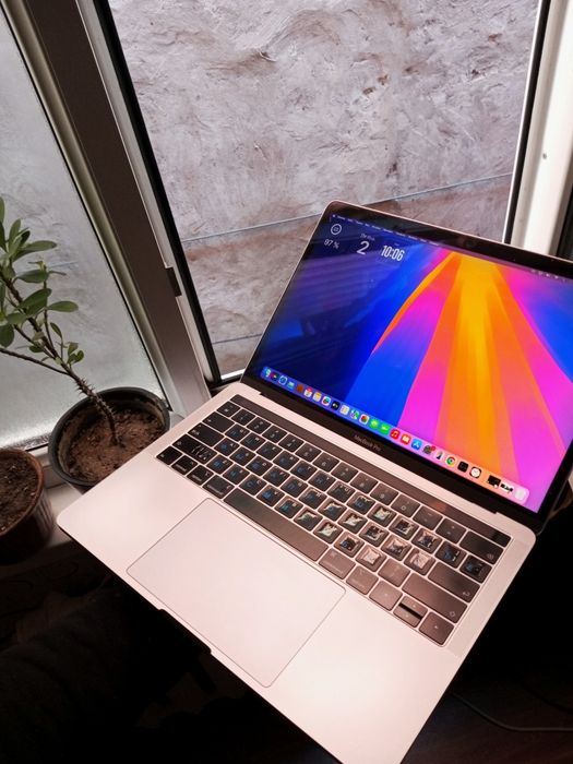 Touch ID. Apple MacBook PRO. Версия PRO.