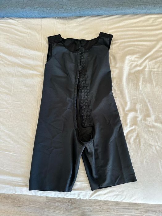 Медицински стягащ корсет