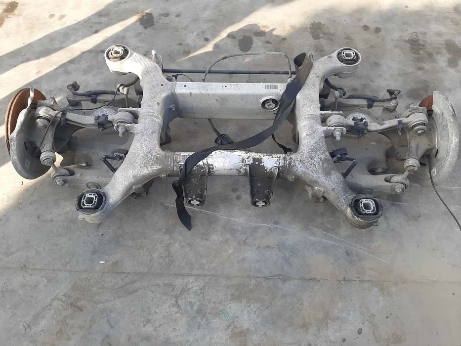 punte spate  bmw serie 5 f10  f11 facelift  6798545