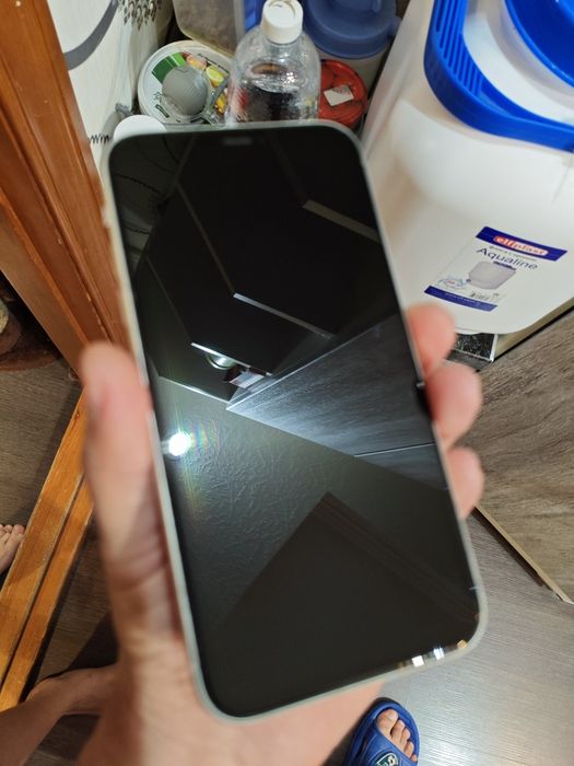 Продам iPhone 11