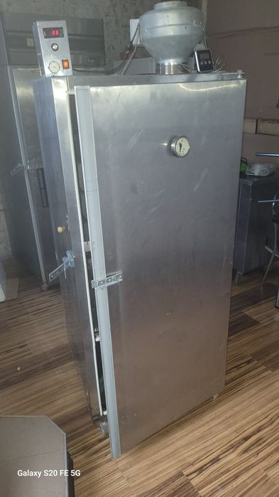 Utilaj bucătăria de casa fiert salam