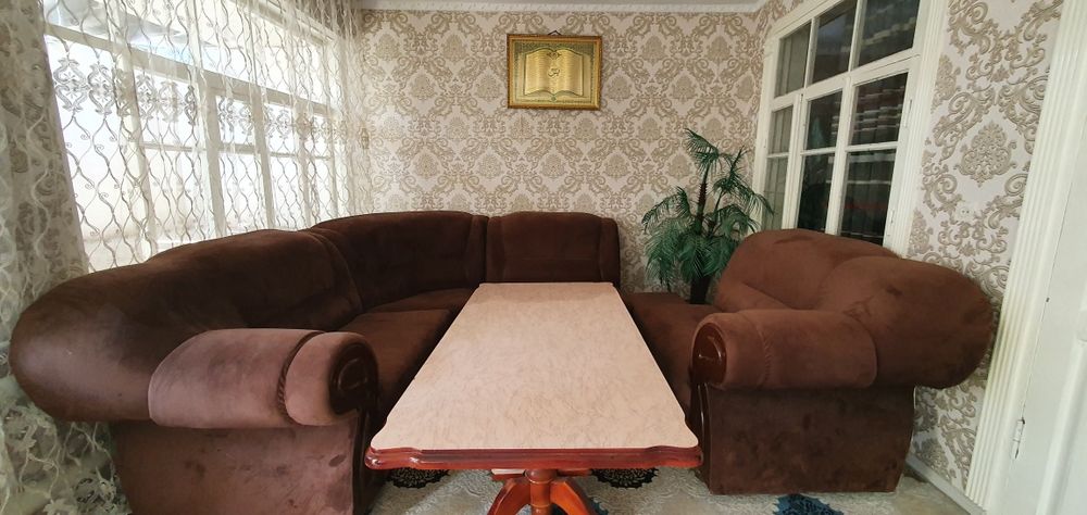 Угловой диван на продажу!