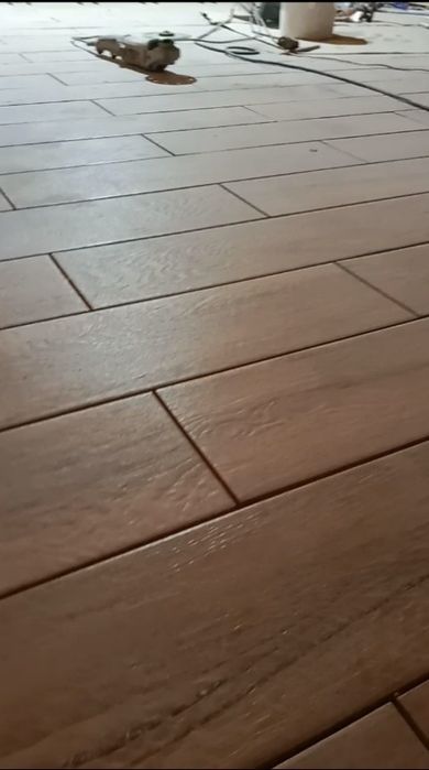 кафельщик сантехник, плиточник