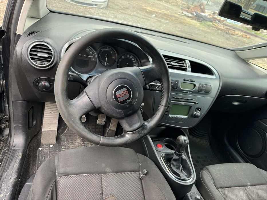 Сеат Леон 1.9тди 105 коня 2008 г на части