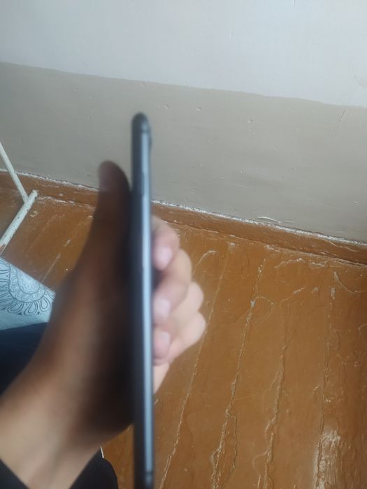 Iphone 8+ 64gb usilliniy 100