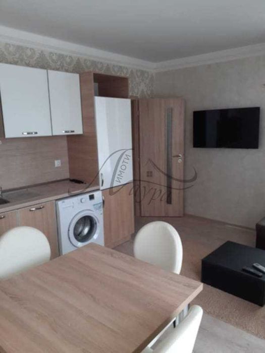 Дава се под наем Тристаен апартамент в Шумен, Пазара - 70 кв.м за 306 € - Снимка #11