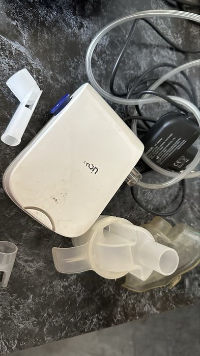 Продаю ингалятор Омрон