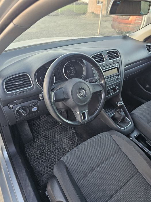 Dezmembrez vw golf 6 combi gri, diesel 1,6 cod motor CAY