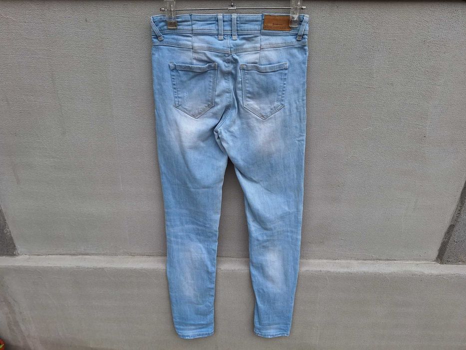 **Stradivarius | pantaloni dama | talie 72 cm | mar. 34 - 36 | XS - S