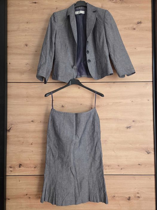 Костюм TAHARI - S размер