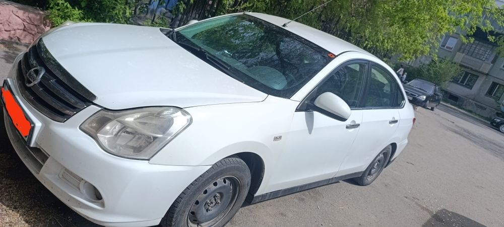 Nissan Almera g15