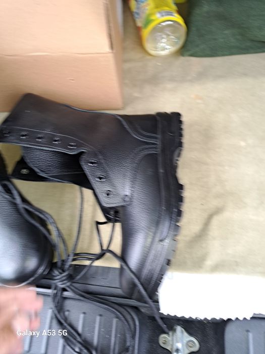 Продам армейский берцы размер 43