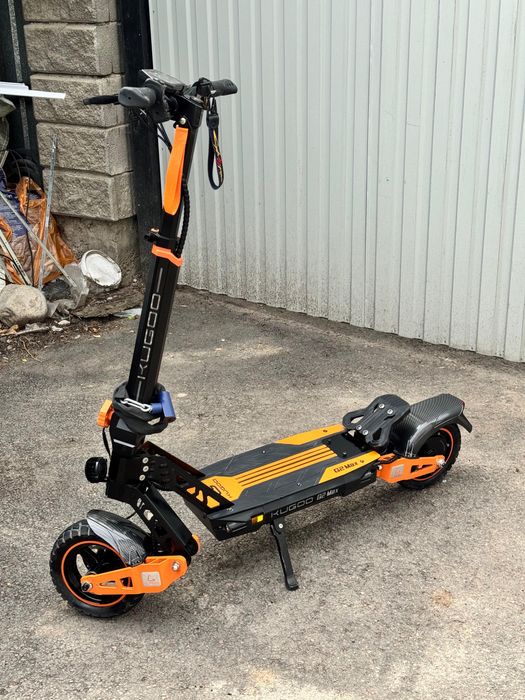 Продам электросамокат kugoo g2 max 2025