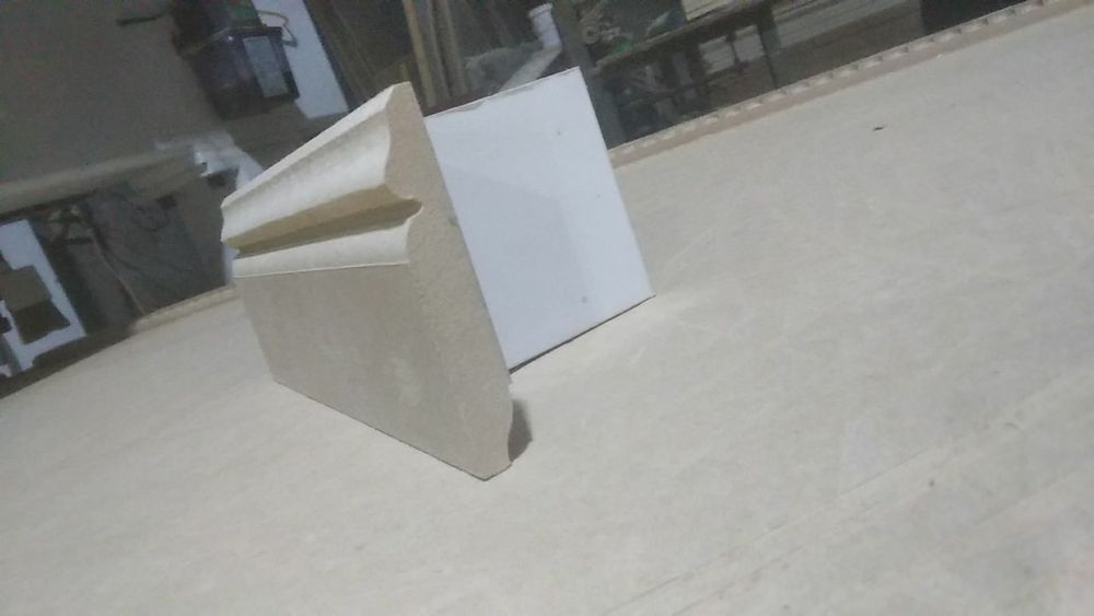 Plintus zakaz boyicha yasab beramiz MDF dan