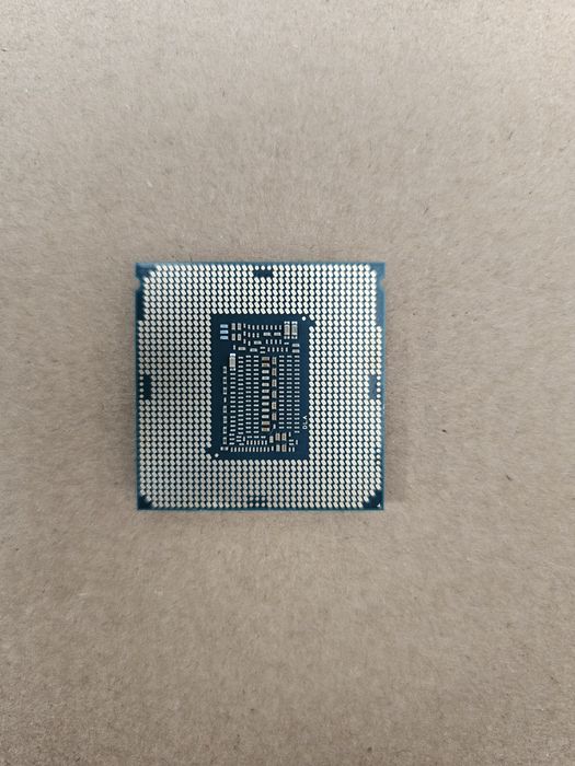 Intel I5 9400f в перфектно състояние