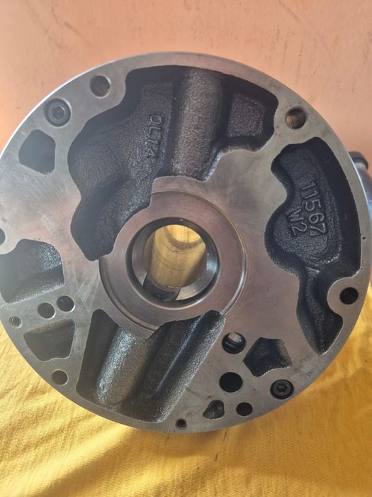 Pompa mars komatsu volvo case etc