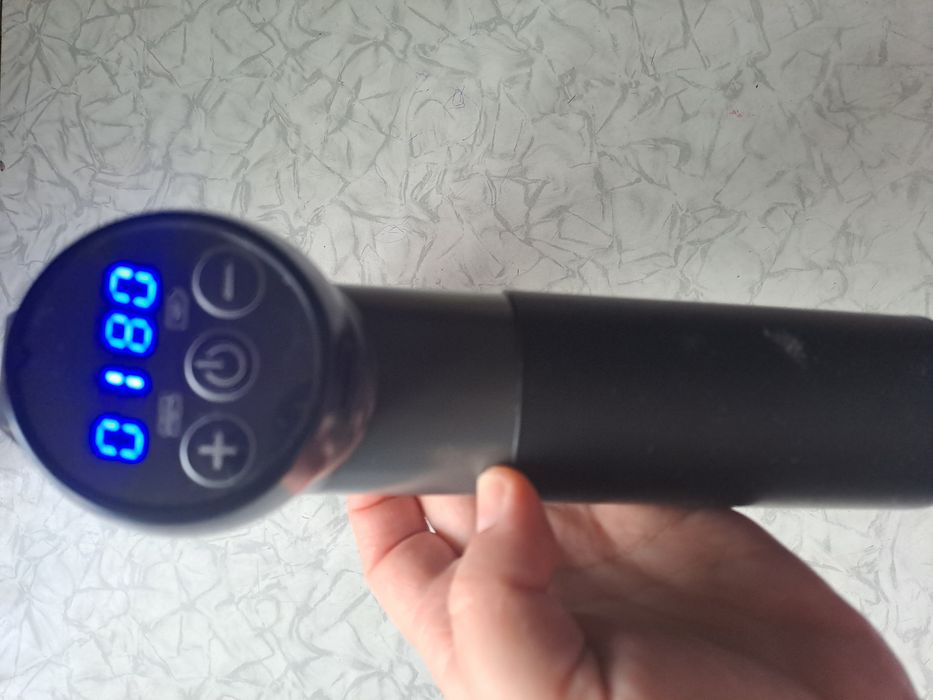 Продаю ручной массажер, новый