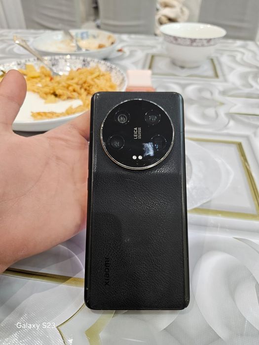 продаю сяоми 13 ультра