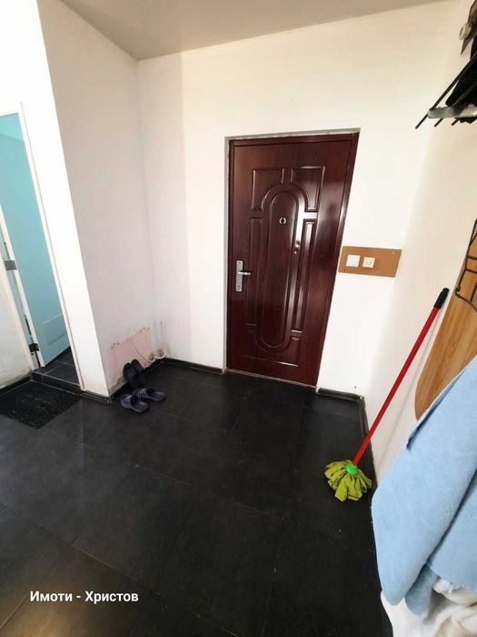 Продава се Двустаен апартамент в Шумен, Боян Българанов 2 - 64 кв.м за 997 €/кв.м - Снимка #5