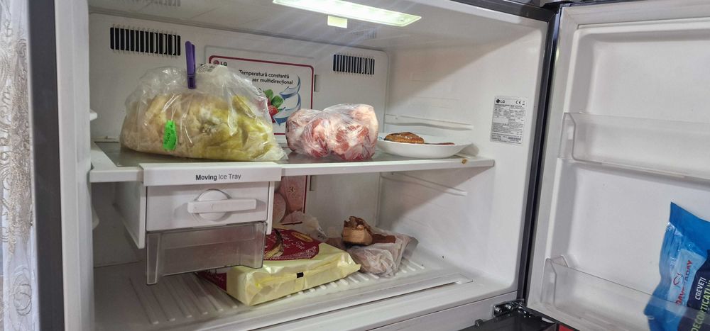 Frigider LG funcționează doar partea de sus