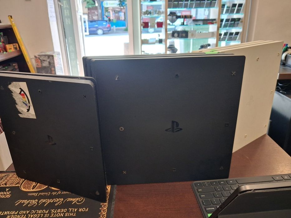 PS4 PRO PlayStation 4 PRO