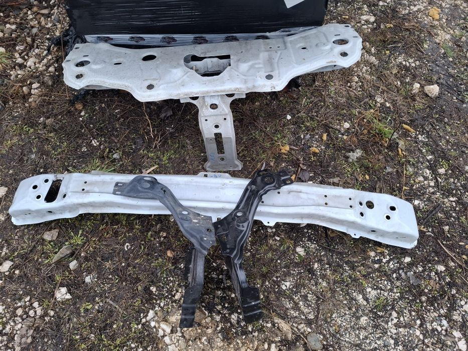 Capota,tragher,Far,bara fata, usa fata Aripa fata Renault Express