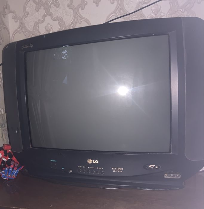 3 разных телевизора по дешевой цене