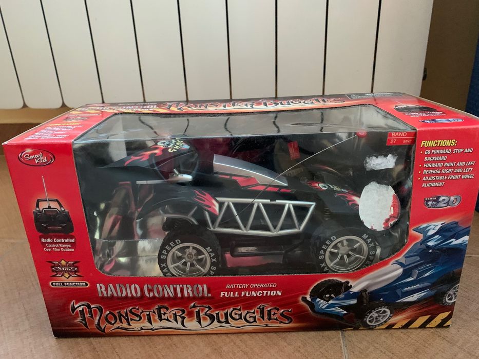 Кола с дистанционно управление Monster Buggies