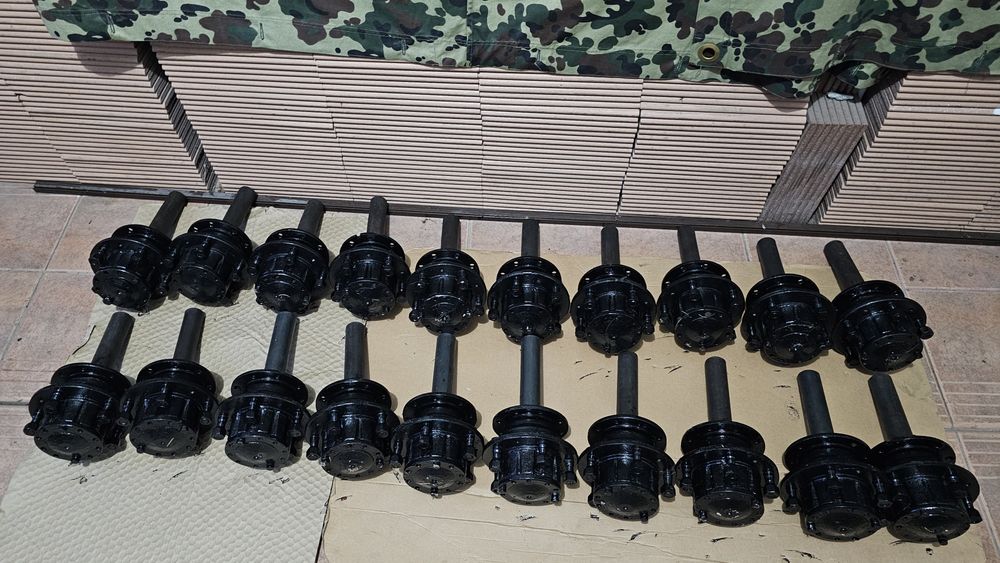 Vand  Butuci ARO cu rulmenti conici