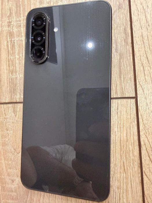 Samsung A36 5g в хорошем состоянии