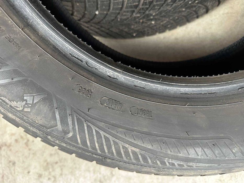 Anvelope All SEASON 215/60 R17 100V GOOD YEAR VECTOR 4 SEASONS