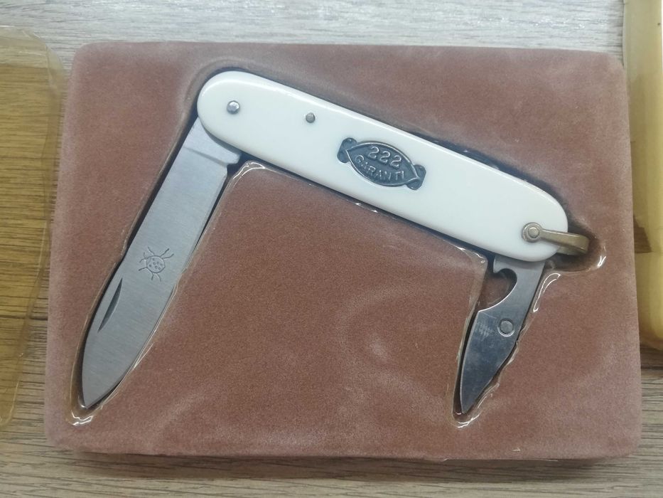 Френско Джобно Сгъваемо Ножче,Ножка,Нож GARANTI 222