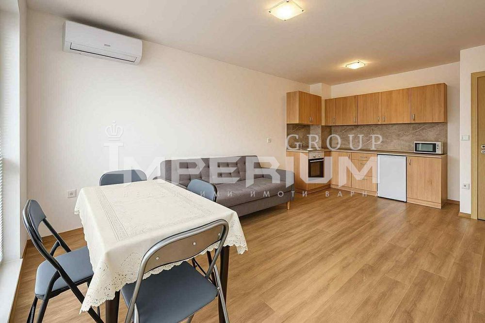 Дава се под наем Двустаен апартамент в Варна, Възраждане 3 - 70 кв.м за 459 € - Снимка #1